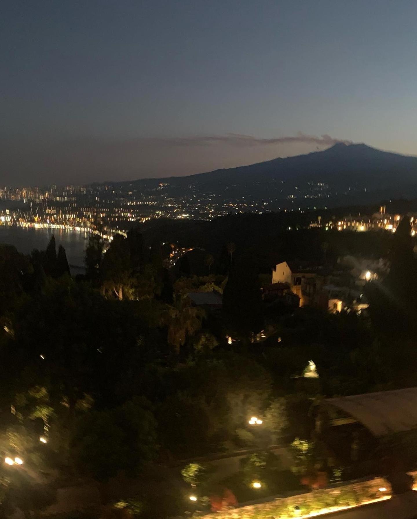 Appartement Family House Letojanni Taormina Extérieur photo