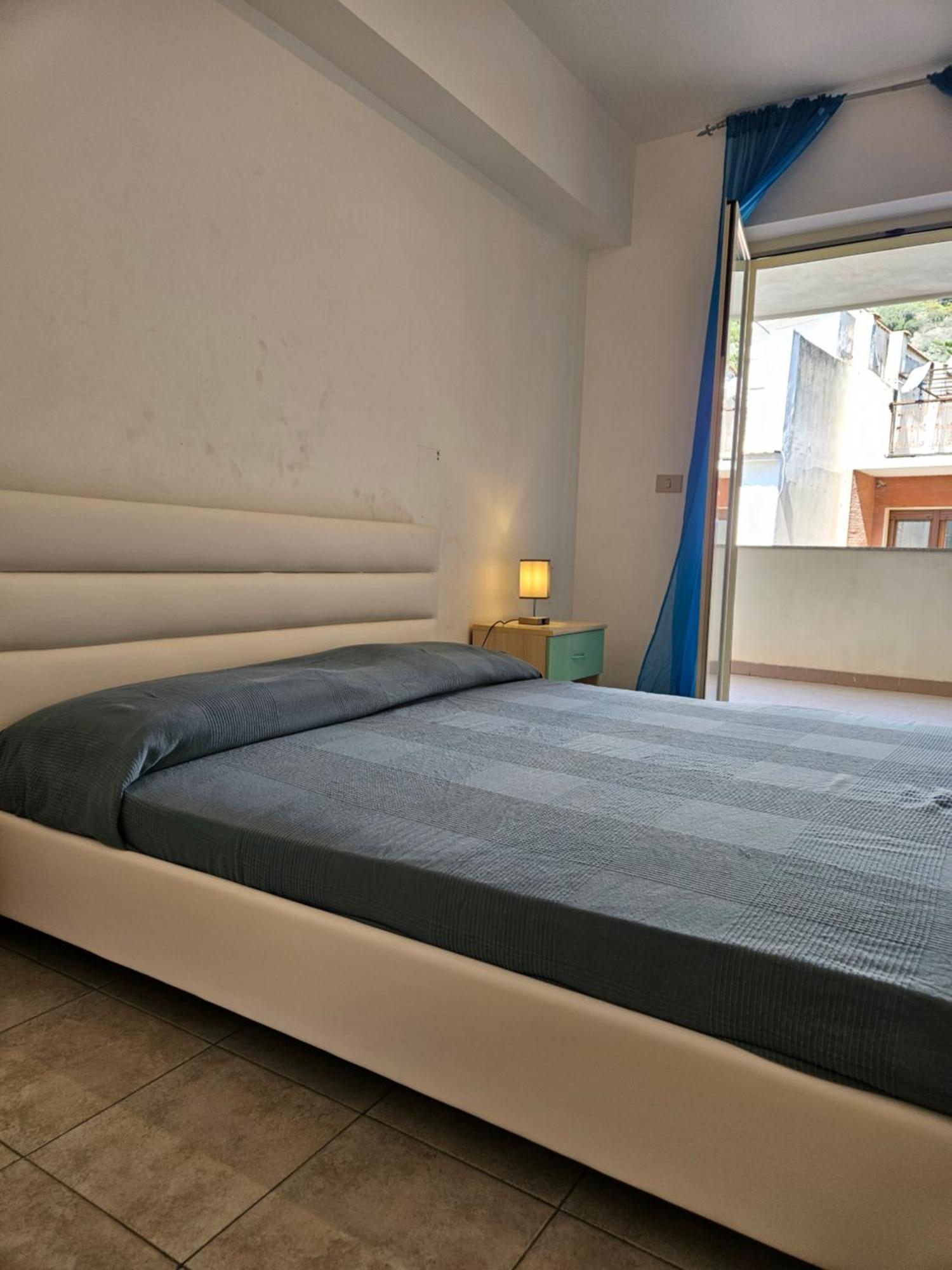 Appartement Family House Letojanni Taormina Extérieur photo