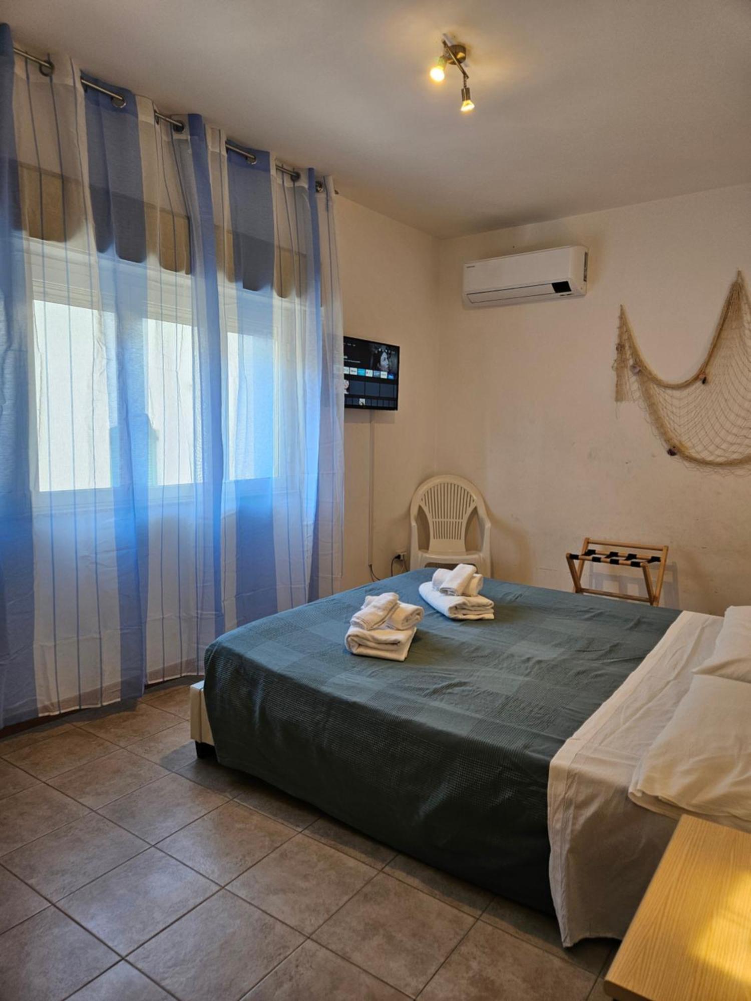 Appartement Family House Letojanni Taormina Extérieur photo